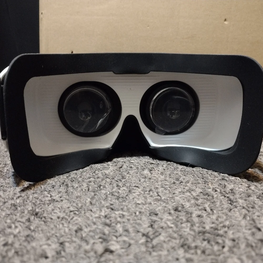 Crelander VR SMB Headset - Black and White